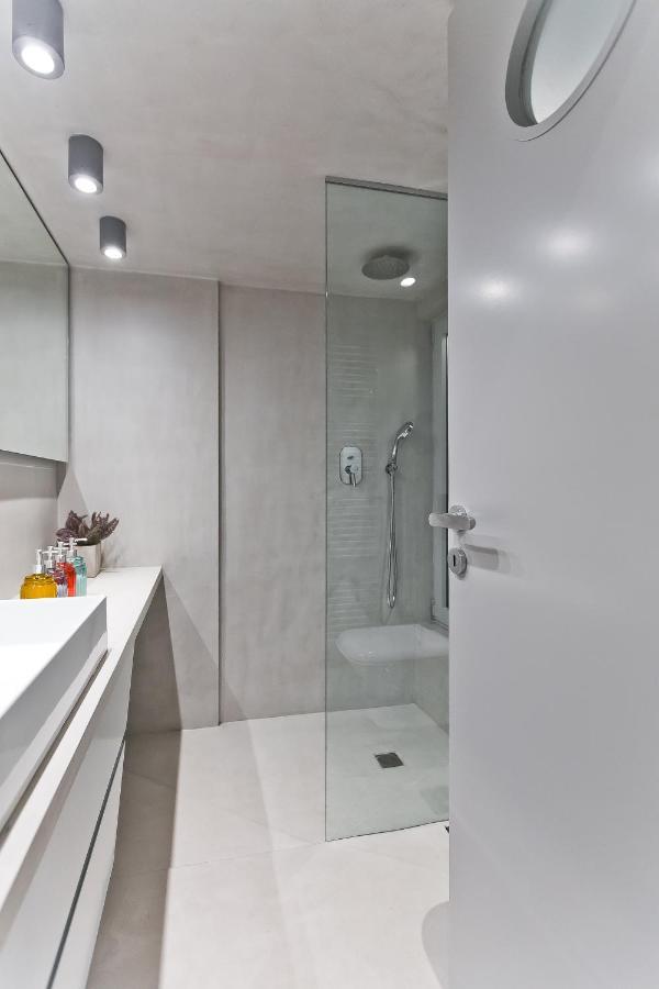 Bag- Boutique Apartment Grey - Hilton Area أثينا المظهر الخارجي الصورة